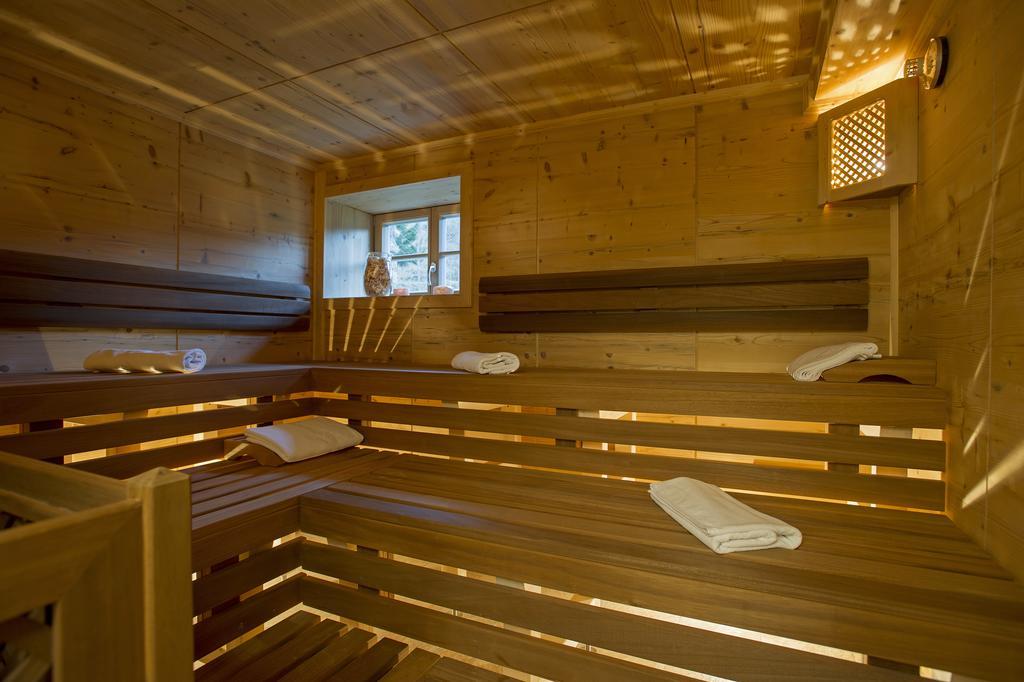 Silentium Dolomites Chalet Since 1600 Monguelfo-Tesido / Welsberg-Taisten Exterior photo